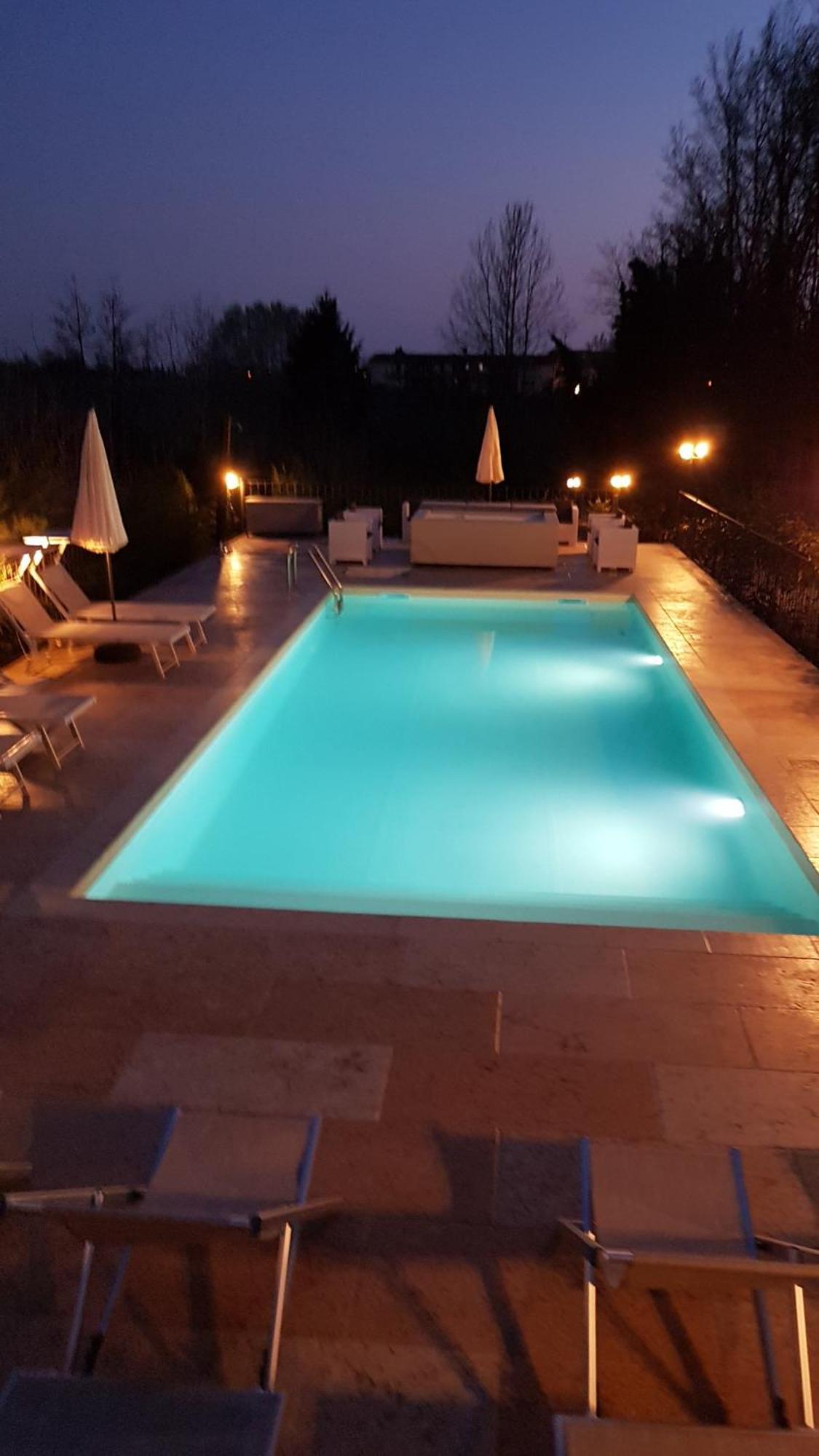 Bed and Breakfast Gardaworld Lazise Esterno foto