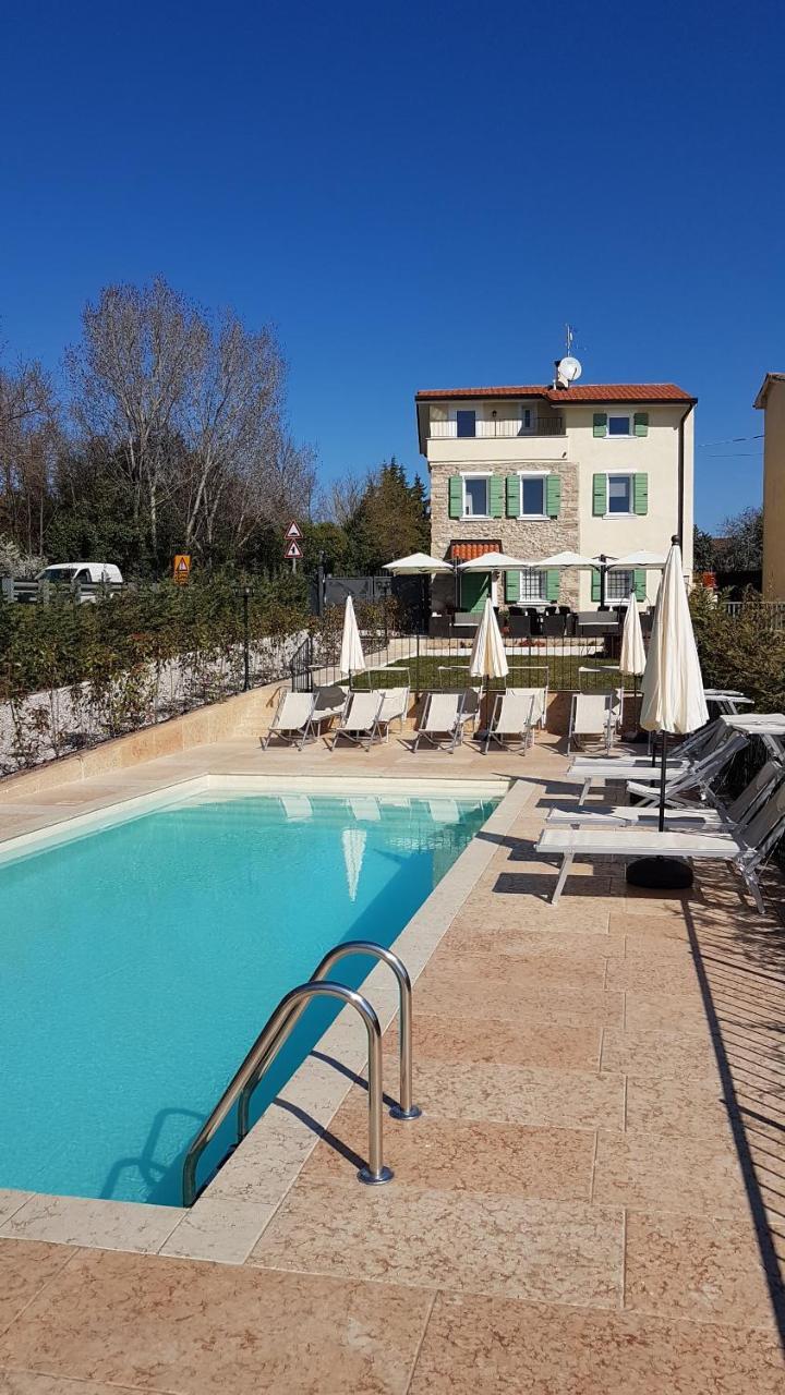 Bed and Breakfast Gardaworld Lazise Esterno foto