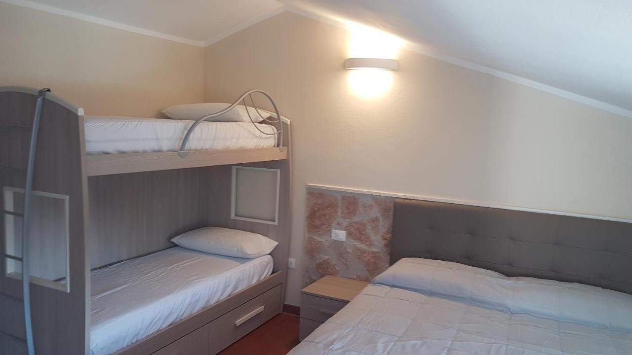 Bed and Breakfast Gardaworld Lazise Esterno foto