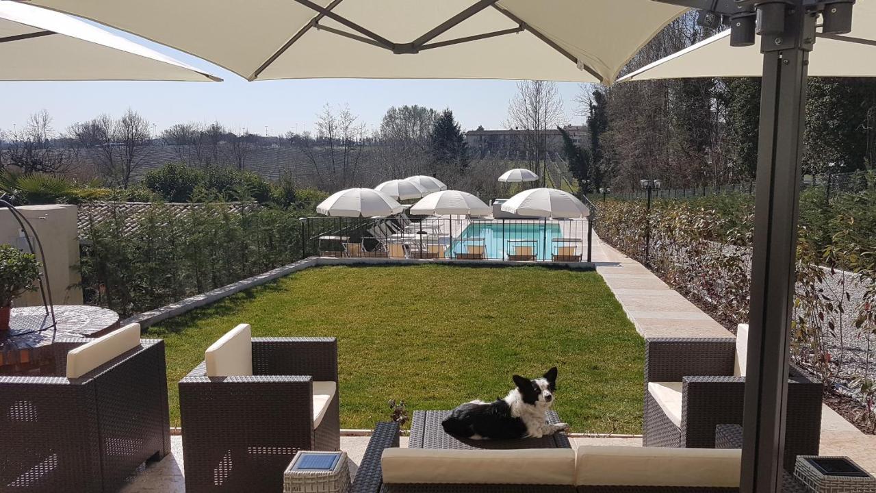 Bed and Breakfast Gardaworld Lazise Esterno foto