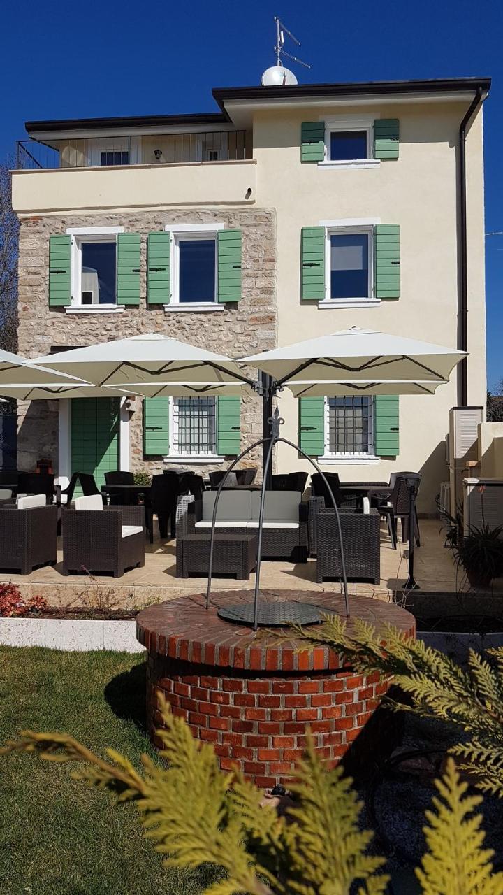 Bed and Breakfast Gardaworld Lazise Esterno foto