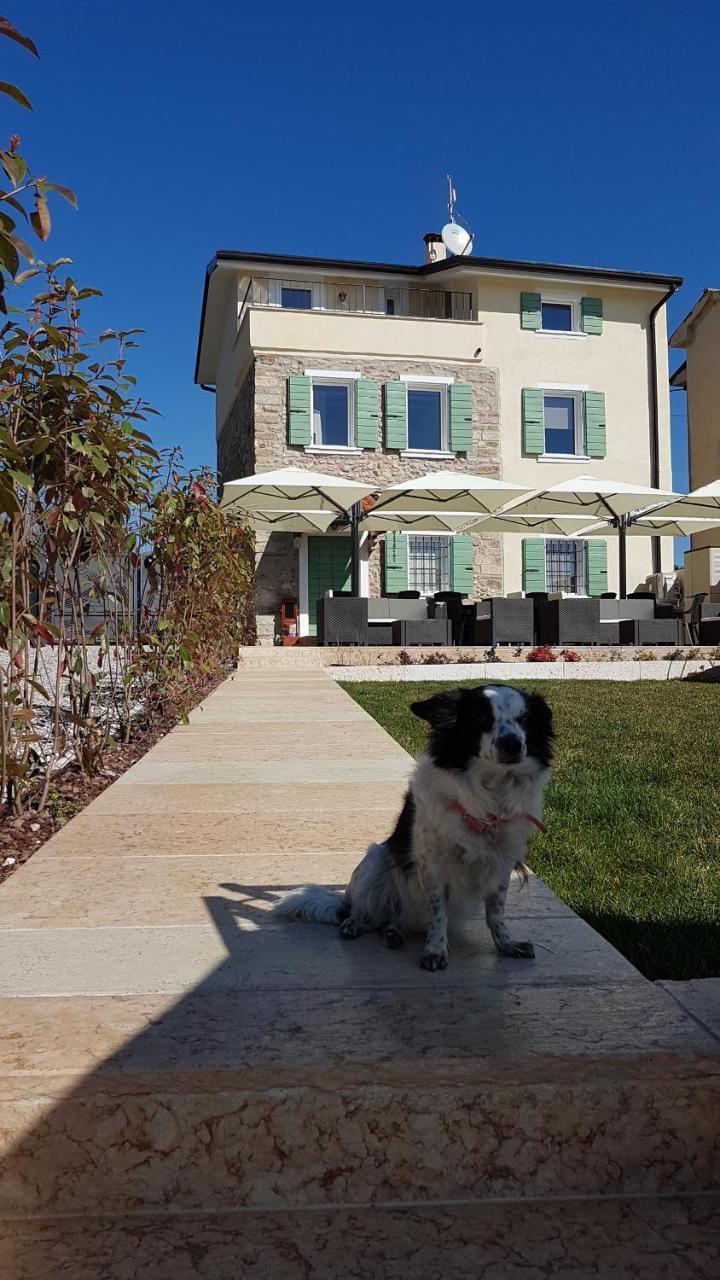 Bed and Breakfast Gardaworld Lazise Esterno foto